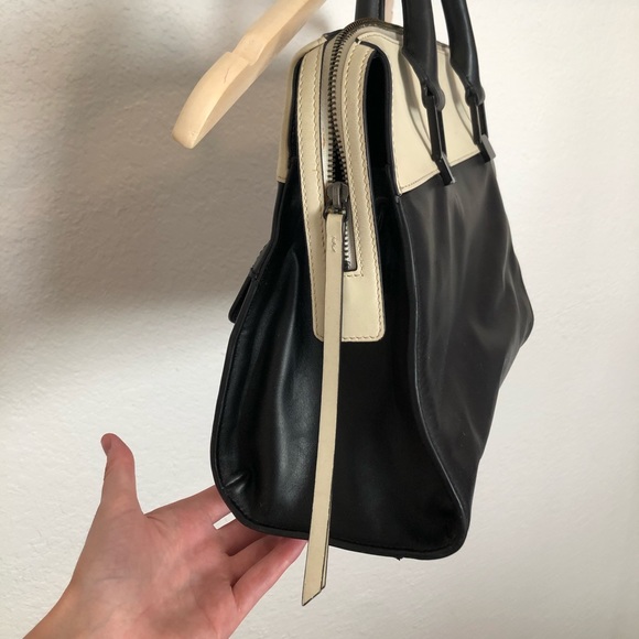 Pour La Victoire black and off-white leather bag - Picture 8 of 10